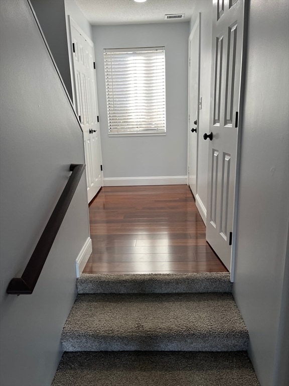 Building Photo - 37 Highwood Dr