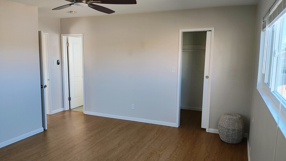 Bedroom 3 - 4414 1/2 Kansas St