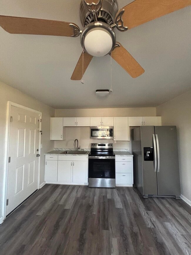 Building Photo - 2006 Scott Rd