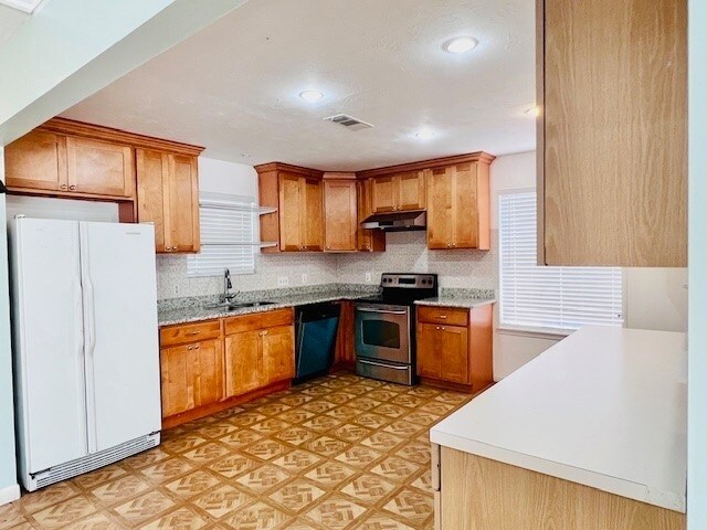 Building Photo - 7142 Valeview Drive