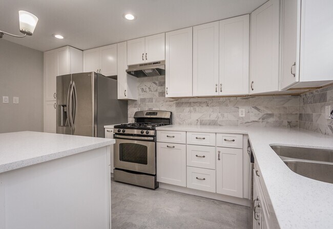 Building Photo - 4411 Knotty Oaks Trail