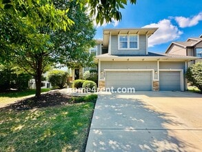Building Photo - Gorgeous Olathe, 5 BR Home w/ Wood floors,...