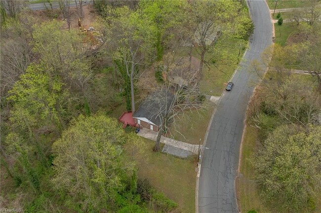 Building Photo - 1629 Ardsley St