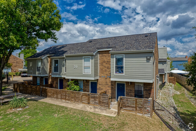 Primary Photo - Willowbrook North Townhomes