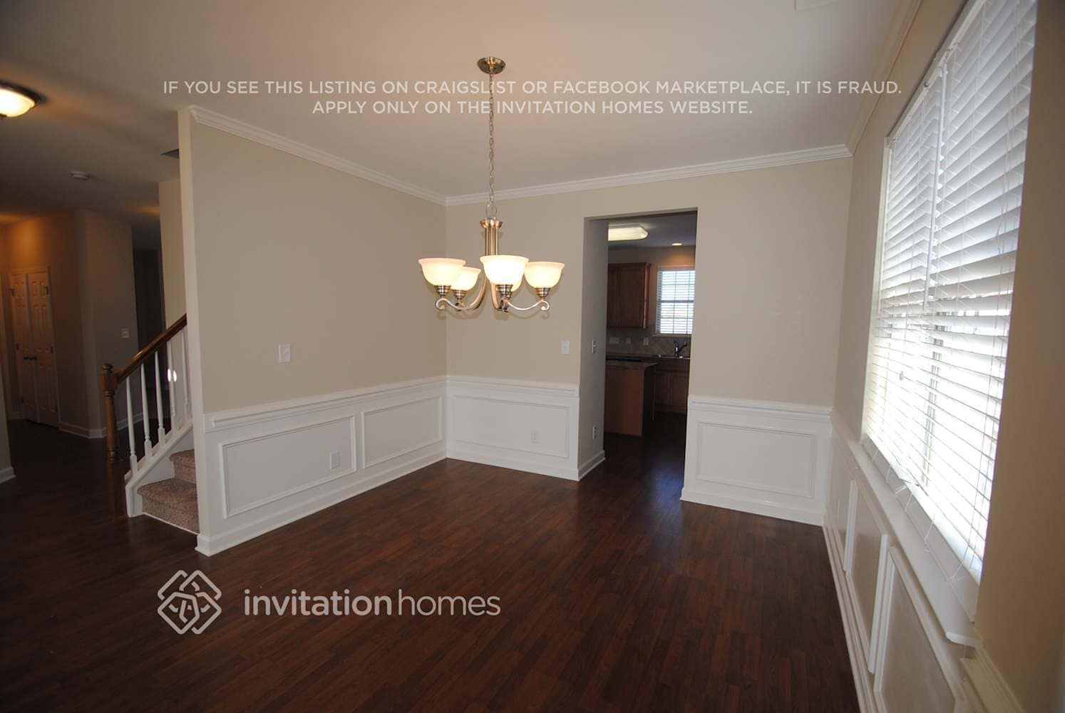 Building Photo - 20 W Smoketree Ct
