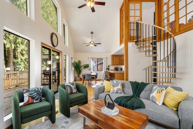 Primary Photo - 18301 115th St NE