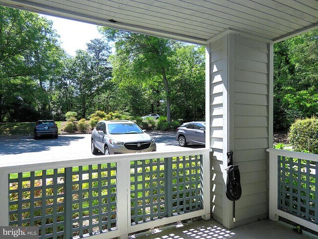 Building Photo - 11701 Summerchase Cir