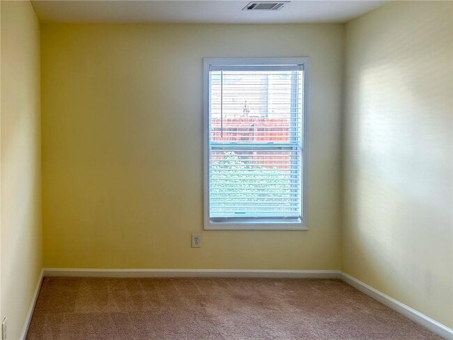 Building Photo - 2091 Executive Dr N