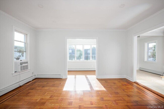 Building Photo - 310 Columbus Pkwy