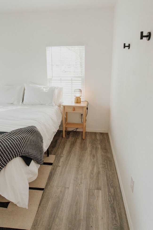 Building Photo - 3729-3727 N 24th St