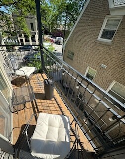 Building Photo - 3637 W Belmont Unit #2