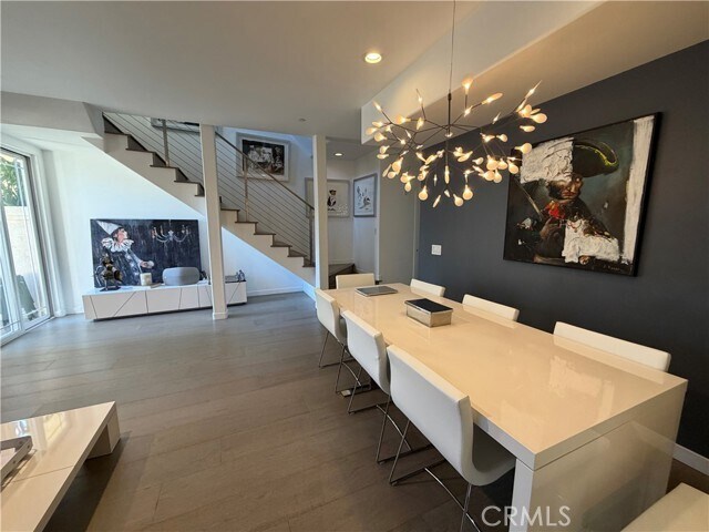 Building Photo - 574 E Palm Ave