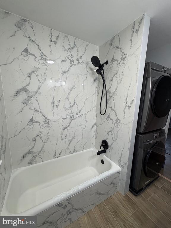 Building Photo - 1224 Newton Ave