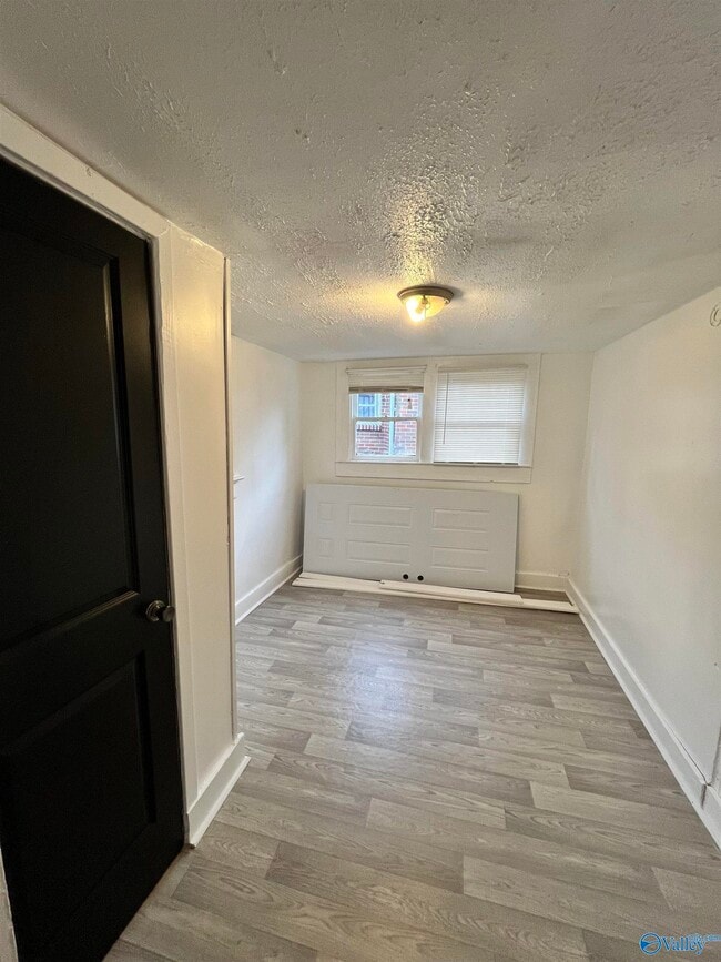 Building Photo - 613 Jerry Coleman St