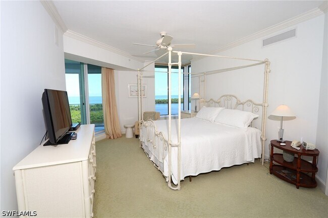 Building Photo - 60 Seagate Dr