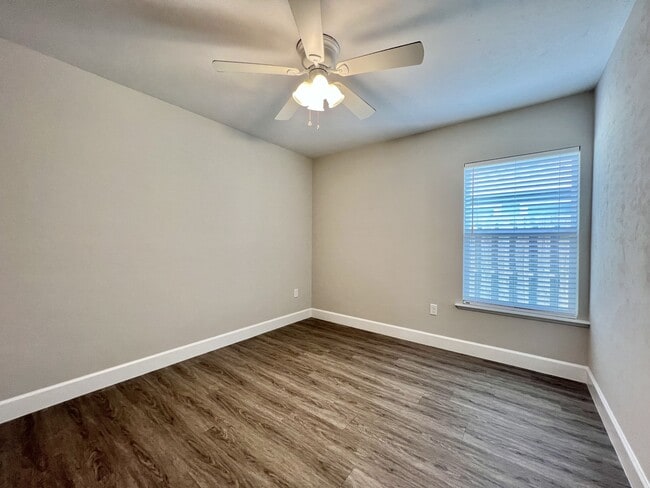 Building Photo - 1030 SW 251st Way
