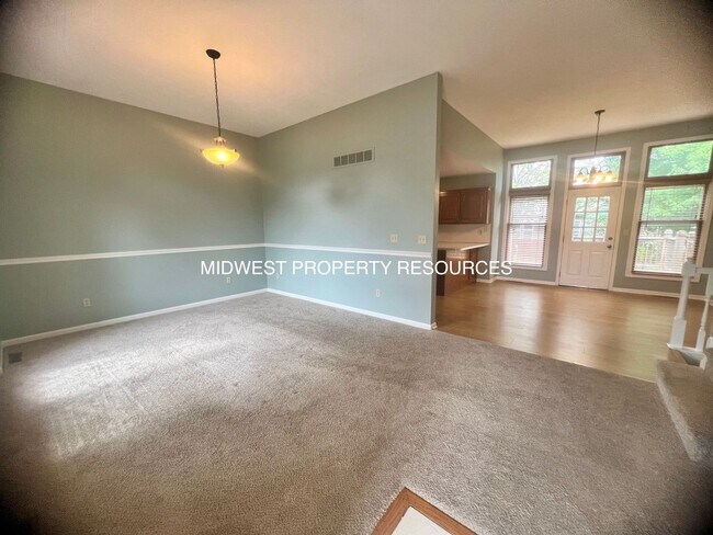 Building Photo - Stunning 3-Bedroom Home with Backyard Oasis!