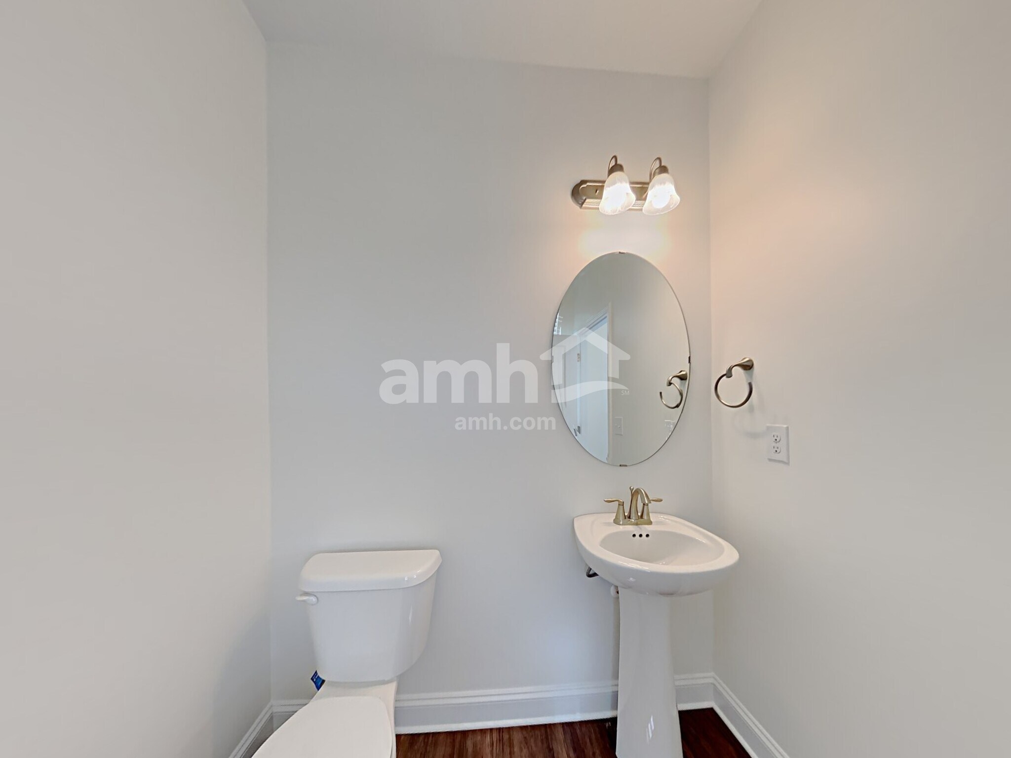 Building Photo - 1136 Bentley Pl