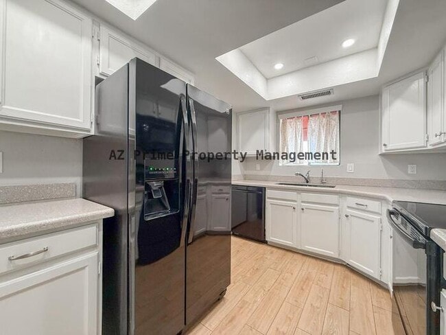 Building Photo - 13817 N 42nd St