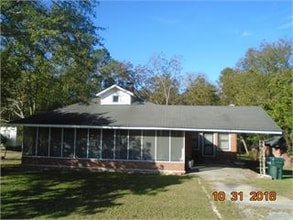 Building Photo - 260 S Dugger Ave