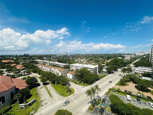 Building Photo - 2000 S Ocean Blvd