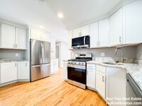 Building Photo - 58 Chestnut St