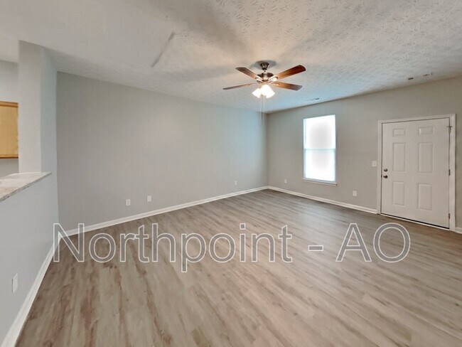 Building Photo - 6097 Camden Forrest Dr