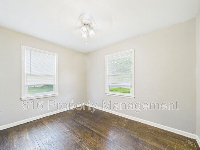 Building Photo - 6149 Agnes Ave