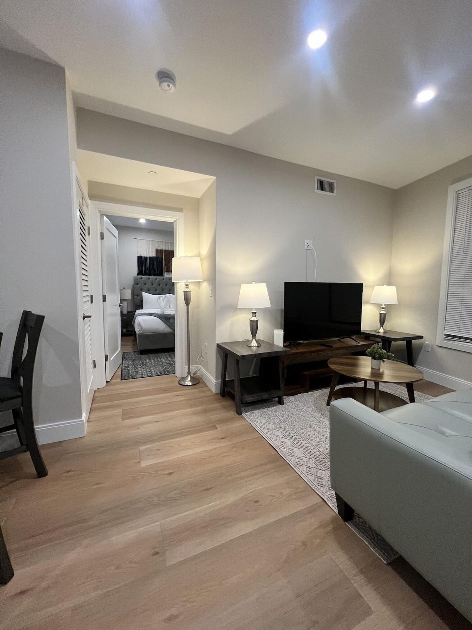 Building Photo - 394 McGrath Hwy