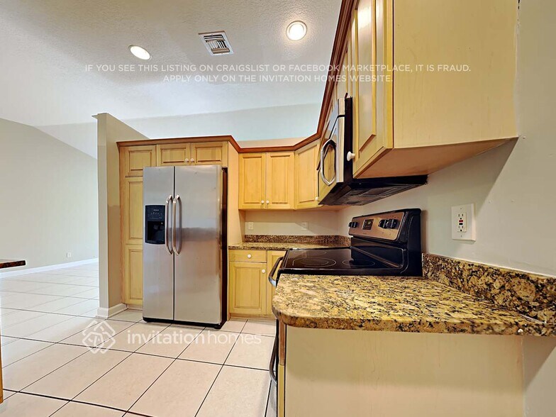 Building Photo - 116 La Mancha Ave