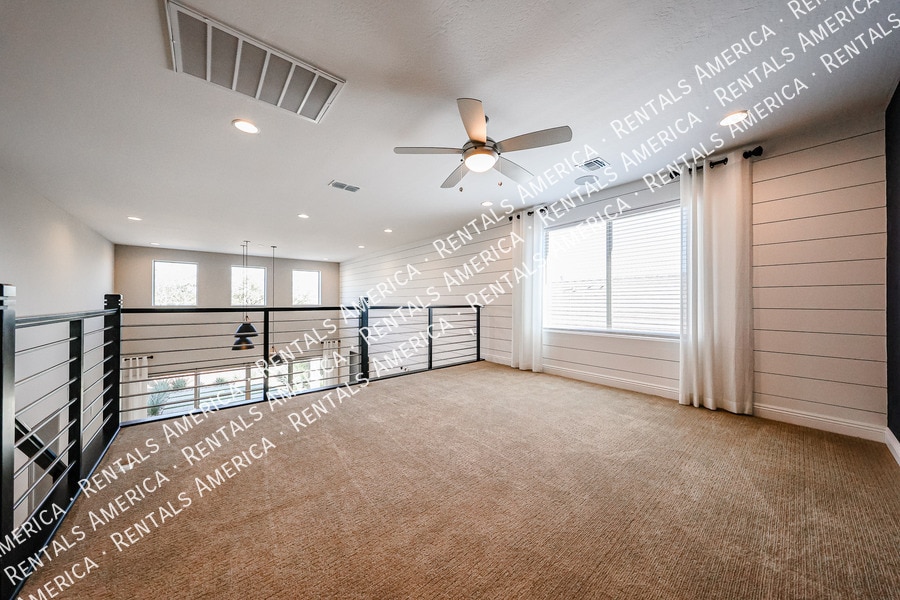 Building Photo - 1400 Flintlock Dr