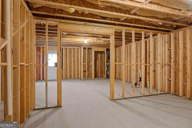 Building Photo - 2832 Laurel Ridge Cir