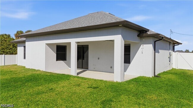 Building Photo - 1442 NE 33rd Ln