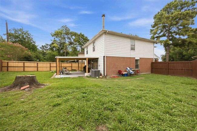 Building Photo - 6802 Cheshire Park Rd