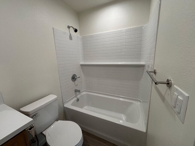 Building Photo - Brand New Two Bedroom Two Bathroom