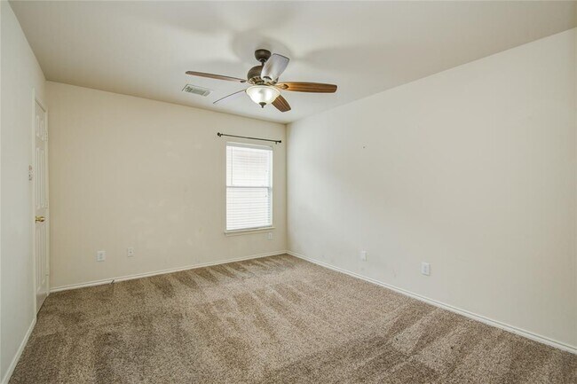 Building Photo - 21718 Grand Hollow Ln