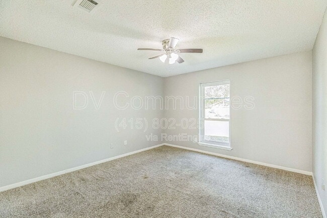 Building Photo - 16022 Spinnaker Dr