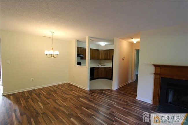 Building Photo - 1103 Aspen Dr
