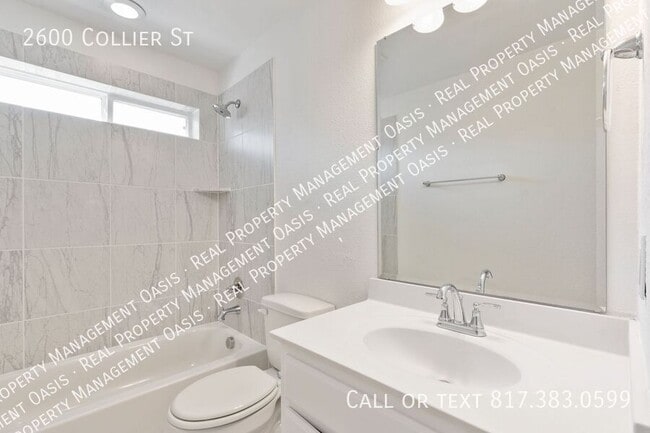 Building Photo - 2600 Collier St