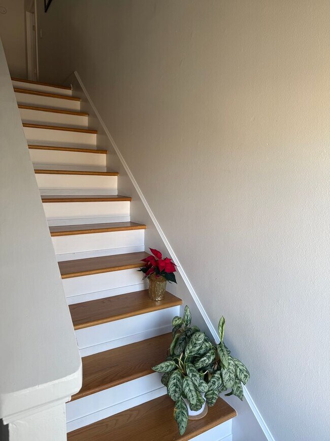 Building Photo - Stunning Updated 3 Bedroom in Fort Walton Beach!