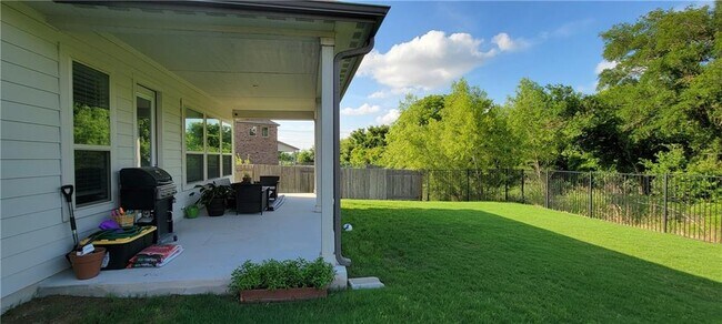 Building Photo - 2268 Hat Bender Lp