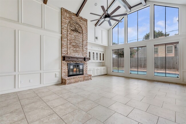 Building Photo - 12102 Moorcreek Dr