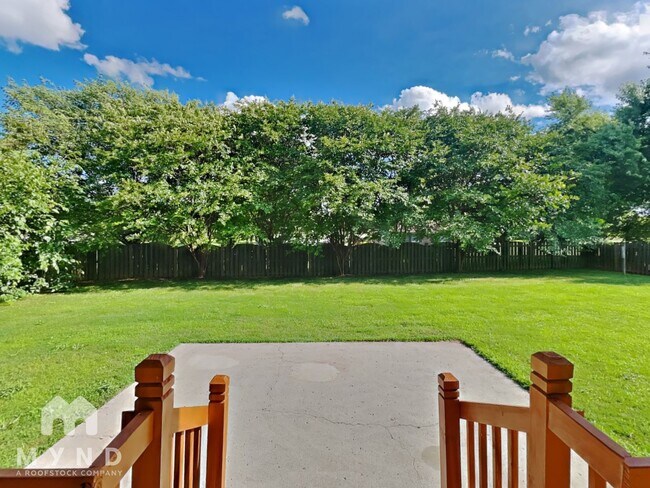 Building Photo - 26540 Mill Creek Dr