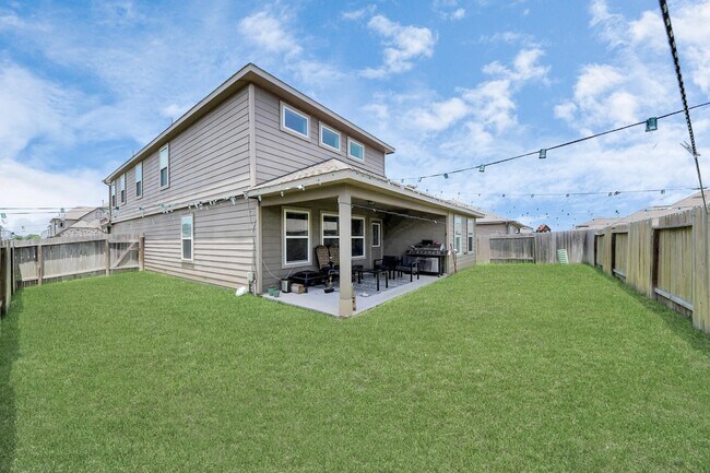 Building Photo - 2643 Ridgeback Dr