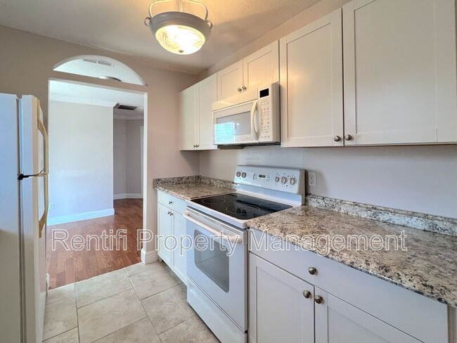 Building Photo - 18134 Matanzas Rd