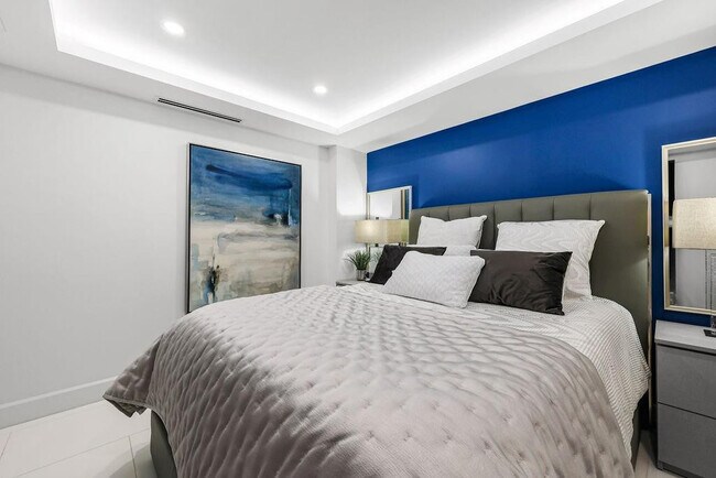 Building Photo - 545 S Fort Lauderdale Beach Blvd