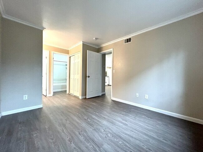 Building Photo - Beautiful Updated 1 Bedroom 1 Bathroom For Rent in Natomas!