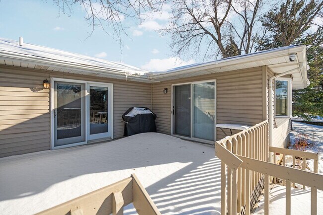 Building Photo - 9434 Neal Rd