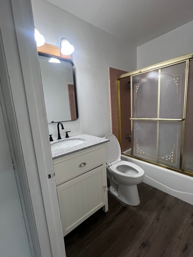 Building Photo - 27161 Royce Ln