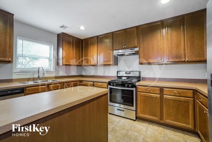 Building Photo - 15315 Harris Canyon Ln